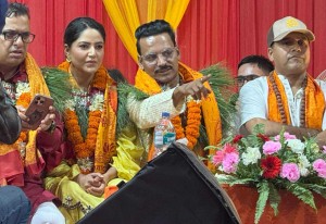 माग्ने बुढा’ले गरे ज्ञान विराट महायज्ञमा पुगेर आर्थिक सहयोग