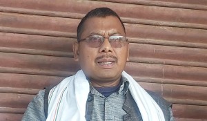 सरकारको दाबि गर्न नाउपाका लक्ष्मणकिशोर प्रदेश प्रमुख कार्यालय पुगे