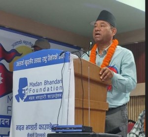 एमालेमा दास बनाउने प्रवृति बढयोः कर्णबहादुर थापा