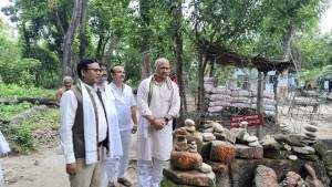 मुख्यमन्त्री सिंहले गरे वाल्मीकि आश्रमको अवलोकन 