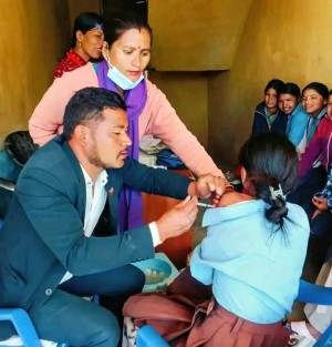 बाजुरामा एचपिभी खोप अभियान सञ्चालन