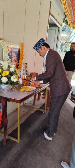 डीपी अर्याल केपी ओलीलाई भेट्न भक्तपुर गुण्डुस्थित  निवासमा