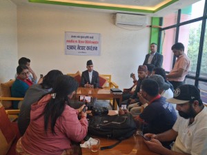 अभिव्यक्ति स्वतन्त्रताका नाममा भ्रामक सामग्री फैलाउनु हुँदैन् : सञ्चार मन्त्री