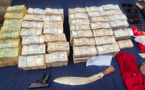 योजनाकारसहित सात जना पक्राउ, २ करोड ६६ लाखभन्दा बढी रकम बरामद