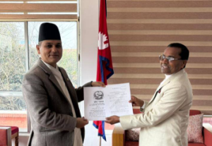 गृहमन्त्री अर्यालसँग र मधेसका गृहमन्त्री महतोको भेटवार्ता