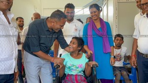 मटिहानी नगरपालिकाका ४० जना शारीरिक अशक्त व्यक्तिलाई ह्वीलचेयर वितरण 