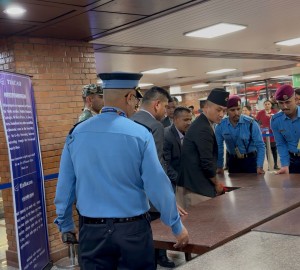 गृहमन्त्री सुधन गुरुङद्धारा त्रिभुवन विमानस्थलमा अनुगमन