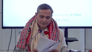 गृहमन्त्रीबाट बिदा भए ओमप्रकाश अर्याल