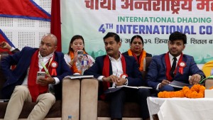 सांसद र मेयरबीच जुहारी,  संघीय र स्थानीय सरकारको जिम्मेवारीबारे कटाक्ष 