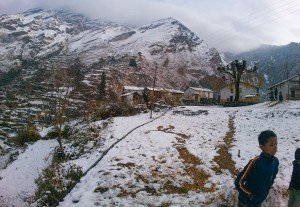 देशका पश्चिमी भू–भागमा हिमपात र वर्षा, मुगुमा हिउँ पन्छाउने चटारो