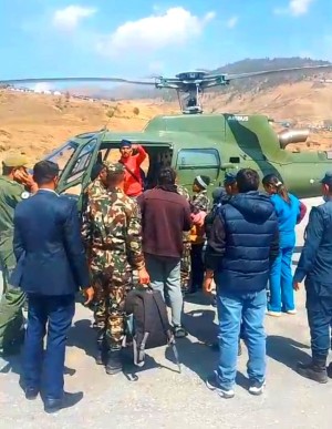 जुम्लाबाट हेलिकप्टरमा उद्दार गरिएकी सुत्केरी आमाको उपचारको क्रममा मृत्युु