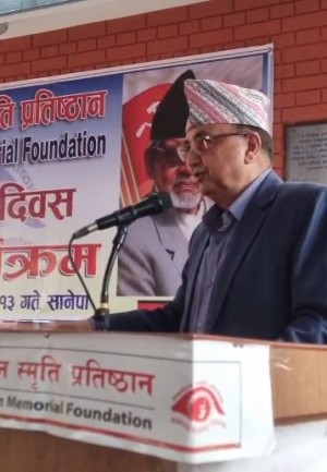 मनमोहन अधिकारी प्रतिकूल परिस्थितिमा पनि निष्ठा नत्याग्ने नेता : ईश्वर पोखरेल