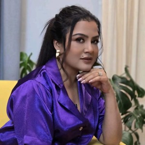 सुनिल शर्मालाई रेखा थापाले समर्थन गर्दै भनिन्, ‘जनताको मन जित्ने काम गर्नुभएको छ’