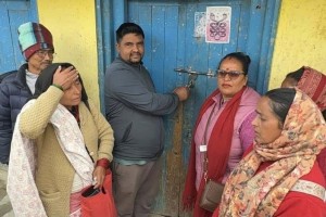 जुम्लामा दुई उडान गर्ने सहमतिपछि नेपाल एयरलाइन्स कार्यालयको ताला खोलियो