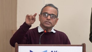 नयाँ दलहरुमा केही खास समूदायको मात्र वर्चश्व छ : विश्लेषक