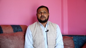 गणतन्त्र फाल्नुपर्छ भन्नेहरुले एक पटक इतिहास पढ्नुपर्छ : लक्षिराम आचार्य