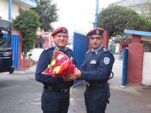 ललितपुर प्रहरी प्रमुख श्यामकृष्ण अधिकारीलाई तनहुँवासीको बधाई