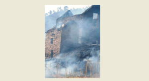 रामपुरमा आगलागी, पाँच घर–गोठ जले 