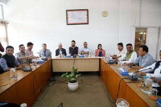 उच्चस्तरीय राजनीतिक संयन्त्रलाई निरन्तरता दिने सर्वदलीय बैठकको निर्णय