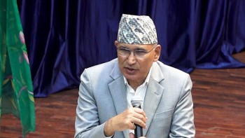धुलो र हिलोरहित सडकको परिकल्पनालाई सार्थक तुल्याउन काम भइरहेको छ : अर्थमन्त्री पौडेल