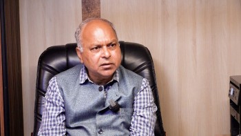 क्यान्सर न्यूनीकरणका लागि नियमित स्क्रिनिङ र स्वास्थ्य पूर्वाधारमा जोड दिनुपर्छ : डा.अन्जनी कुमार झा