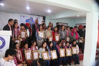 एसईई उत्र्तिण विद्यार्थीलाई ललितपुर महानगर १४ नं. वडाको सम्मान (भिडियो)