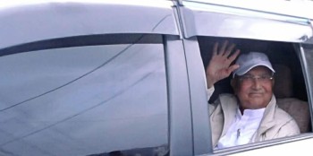 मेरो पक्राउ प्रतिशोधपूर्ण छ, कानुनी लडाइँ लड्छु : केपी ओली