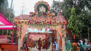 साउन सुरु हुनलाग्दा शिवालयहरुमा भीडभाड (फोटो फिचर)