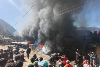 मार्तडीमा भीषण आगलागी, करोडौंको क्षति