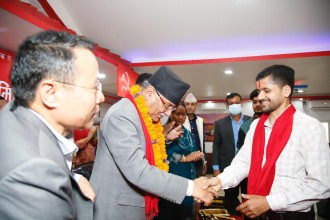 विप्लव नेकपाको गुल्मी–काठमाडौं सम्पर्क मञ्च माओवादी केन्द्रमा समाहित