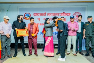 रवीन्द्र ढाटलाई २ लाख र खोखो विश्वकप उपविजेता टोलीलाई काठमाडौं महानगरबाट ११–११ लाखको सम्मान