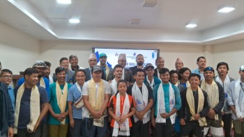 पहिलो पटक अपी हिमाल आरोहण गर्न लागेका १५ आरोहीको बिदाइ