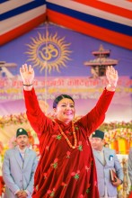 कोटिहोममा गुरुङ समुदायको पोसाकमा भागवत मञ्जरी राधिका दासी