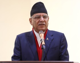 भ्रष्टाचारविरुद्ध लड्न खोज्दा सरकार ढालियो : प्रचण्ड 