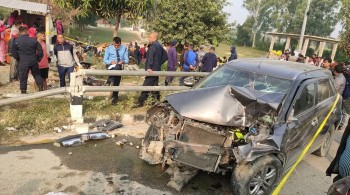 धनुषामा कारको ठक्करबाट श्रीमतीको मृत्यु, श्रीमान घाइते---