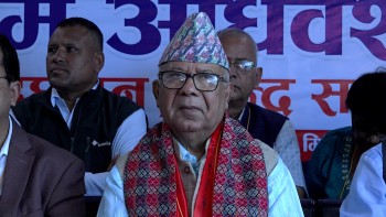 पूर्वाग्रह राखेर भ्रष्टाचारको मुद्दा लगाए, न्यायलयप्रति विश्वस्त छु : माधव नेपाल