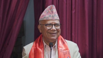 हचुवा पाराका निर्माणले लगानीको प्रतिफल दिँदैन : माधव नेपाल