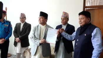 हिलटेक समूहद्वारा सरकारलाई पानी ट्याङ्की र ट्राफिक कोन सहयोग