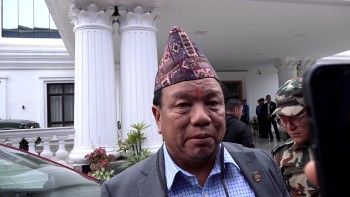 मन्त्रालयमै डेरा जमाएका मन्त्री महावीर पुन के गर्दैछन् ?