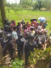 कोहलपुर– सुर्खेत १३२ केभी विद्युत प्रसारण लाईन बिस्तारमा स्थानीयको अवरोध, सुरक्षाकर्मी परिचालन
