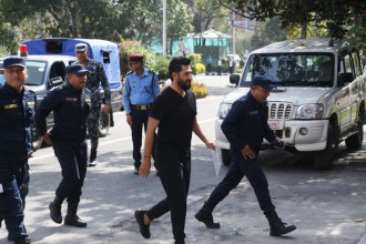 जाँचबुझ आयोगले लियो रास्वपाका सभापति लामिछानेसँग बयान 