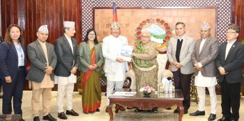 प्रतिनिधि सभा निर्वाचनको प्रतिवेदन प्रधानमन्त्री समक्ष पेश