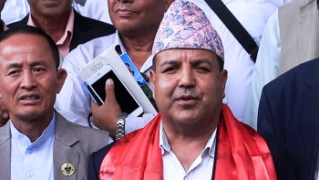 पार्टीलाई दूरदराजसँग जोड्ने संकल्पसहित डा.सुनील शर्मा कांग्रेसको महामन्त्री लड्ने