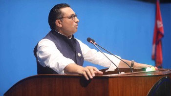 नीति तथा कार्यक्रममाथि उठेका प्रश्नको जवाफ प्रधानमन्त्रीको तर्फबाट अर्थमन्त्रीले दिने