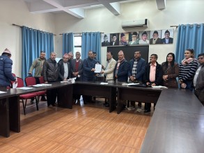 कांग्रेसको प्रतिज्ञापत्रमा स्वास्थ्य सेवाबारे ४१ बुँदा समेट्न शुभेच्छुकको आग्रह 