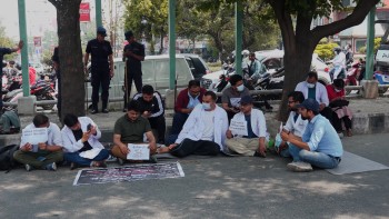 माग सम्बोधन नहुदाँ चिकित्सकहरूको आन्दोलन आज पनि जारी 