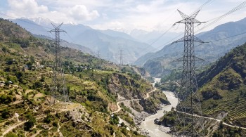 इआरएस टावर प्रयोग गरी २१ दिनपछि सञ्चालनमा आयो कालीगण्डकी करिडोर प्रसारण लाइन