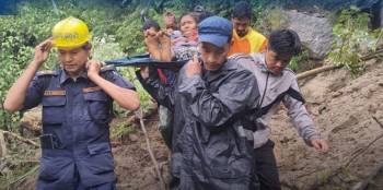 म्याग्दीमा पहिरोले घर पुरिँदा एकको मृत्यु, तीन जनाको सकुशल उद्धार