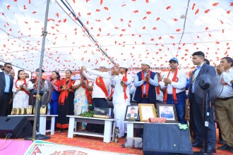 माओवादी आन्दोलनबाटै थारू अधिकार स्थापित भयो : प्रचण्ड