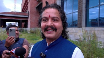 सिंहदरबारबारे दिएको अभिव्यक्तिको बचाउ गर्दै हरी ढकालले भने, ‘इतिहास मेटिँदैन’